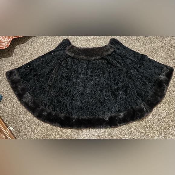 Betty Rose Vintage Fur - Picture 5 of 13